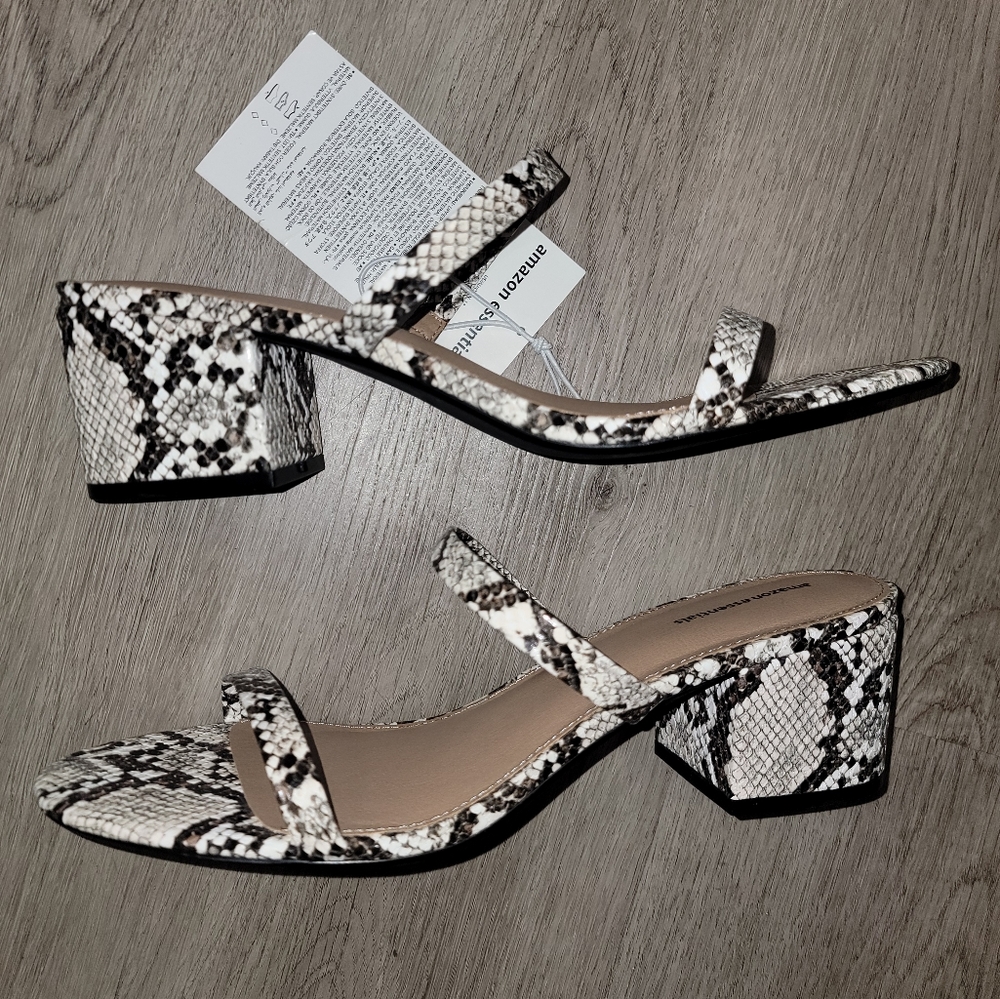 Amazon Essentials | Women's Shoes Thin Two Strap Heeled Slides
